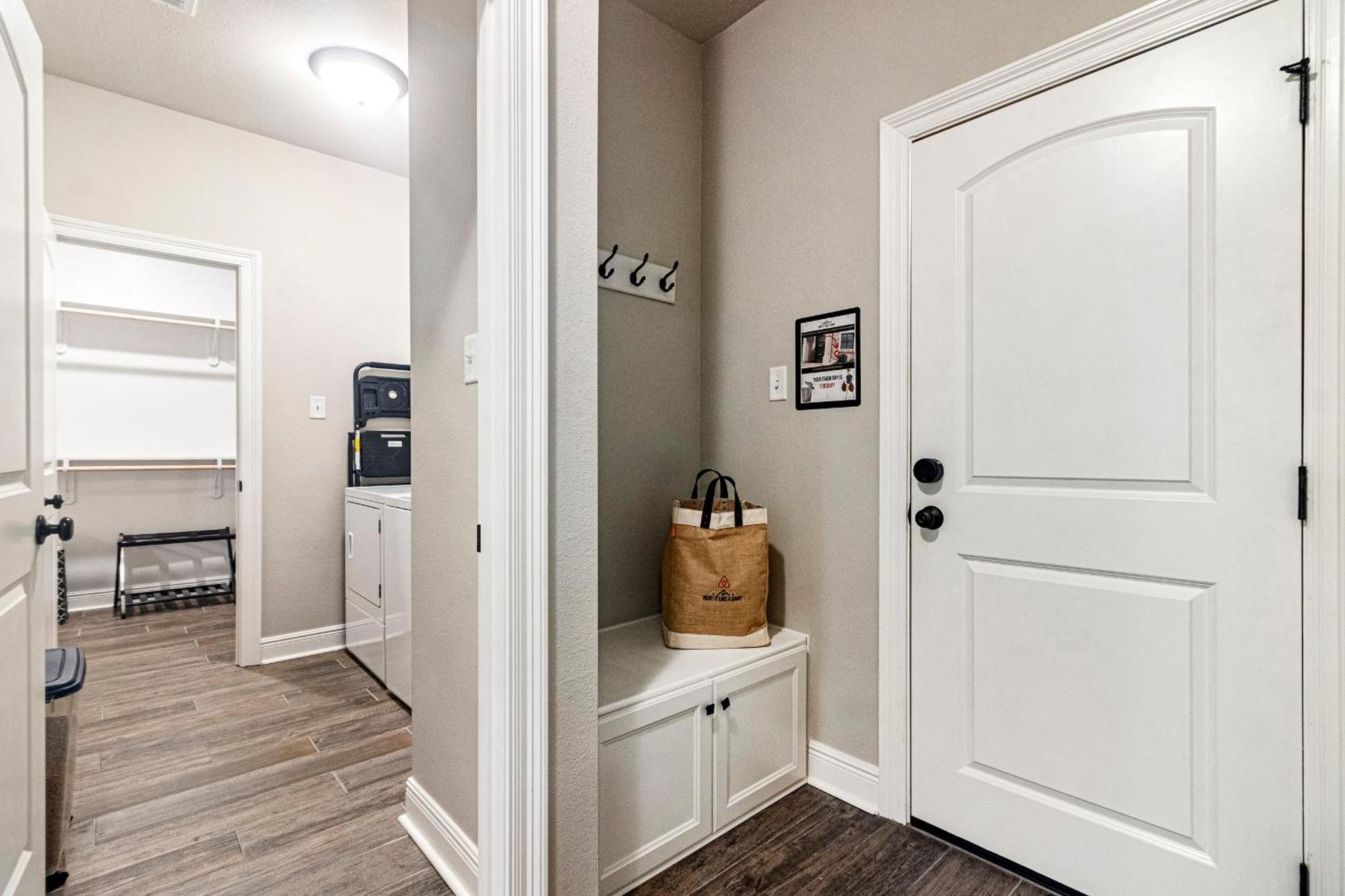 3 Kings Pet-Friendly Near Golf & Business Hub Villa Lake Charles Exteriör bild