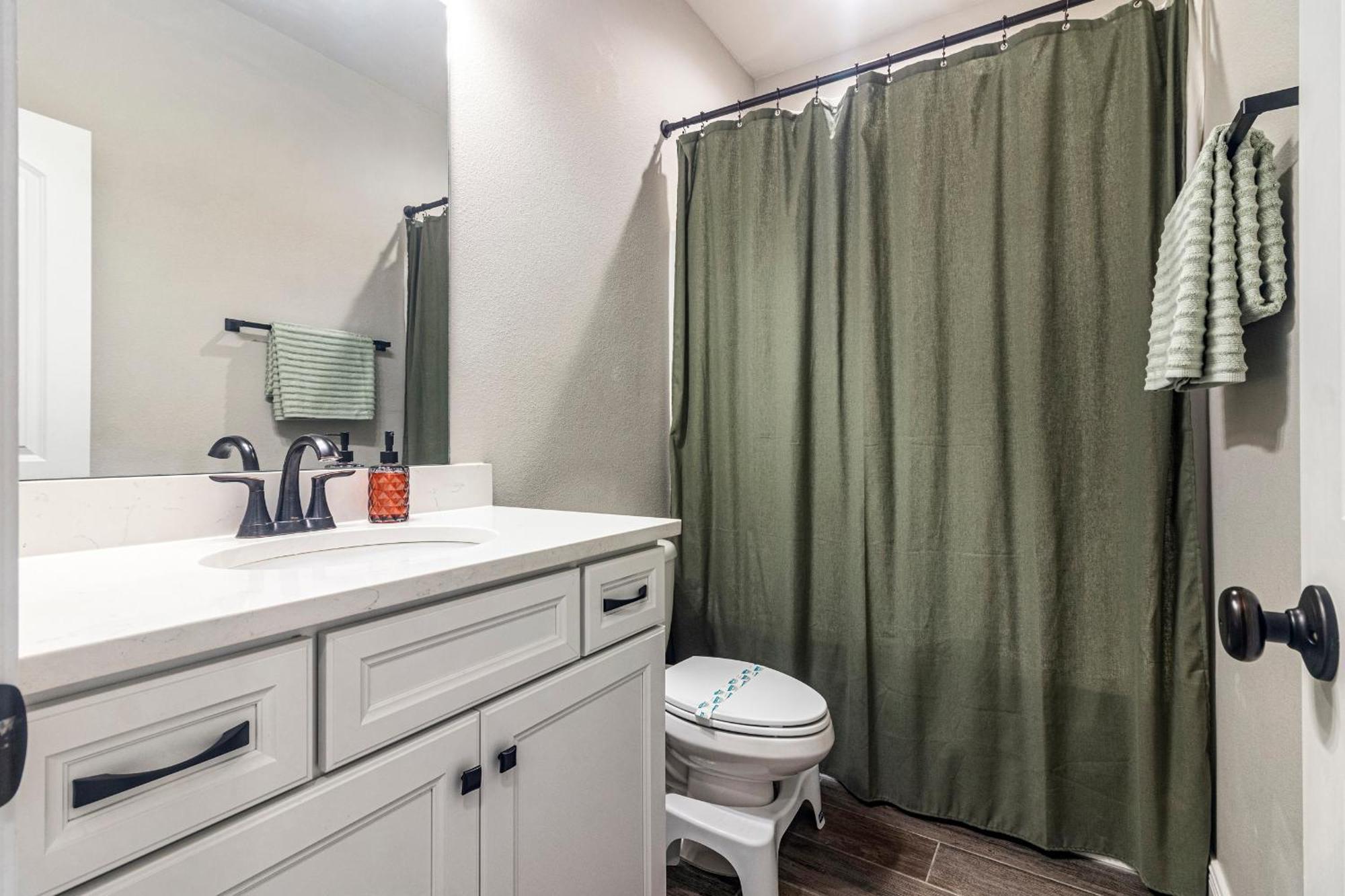 3 Kings Pet-Friendly Near Golf & Business Hub Villa Lake Charles Exteriör bild